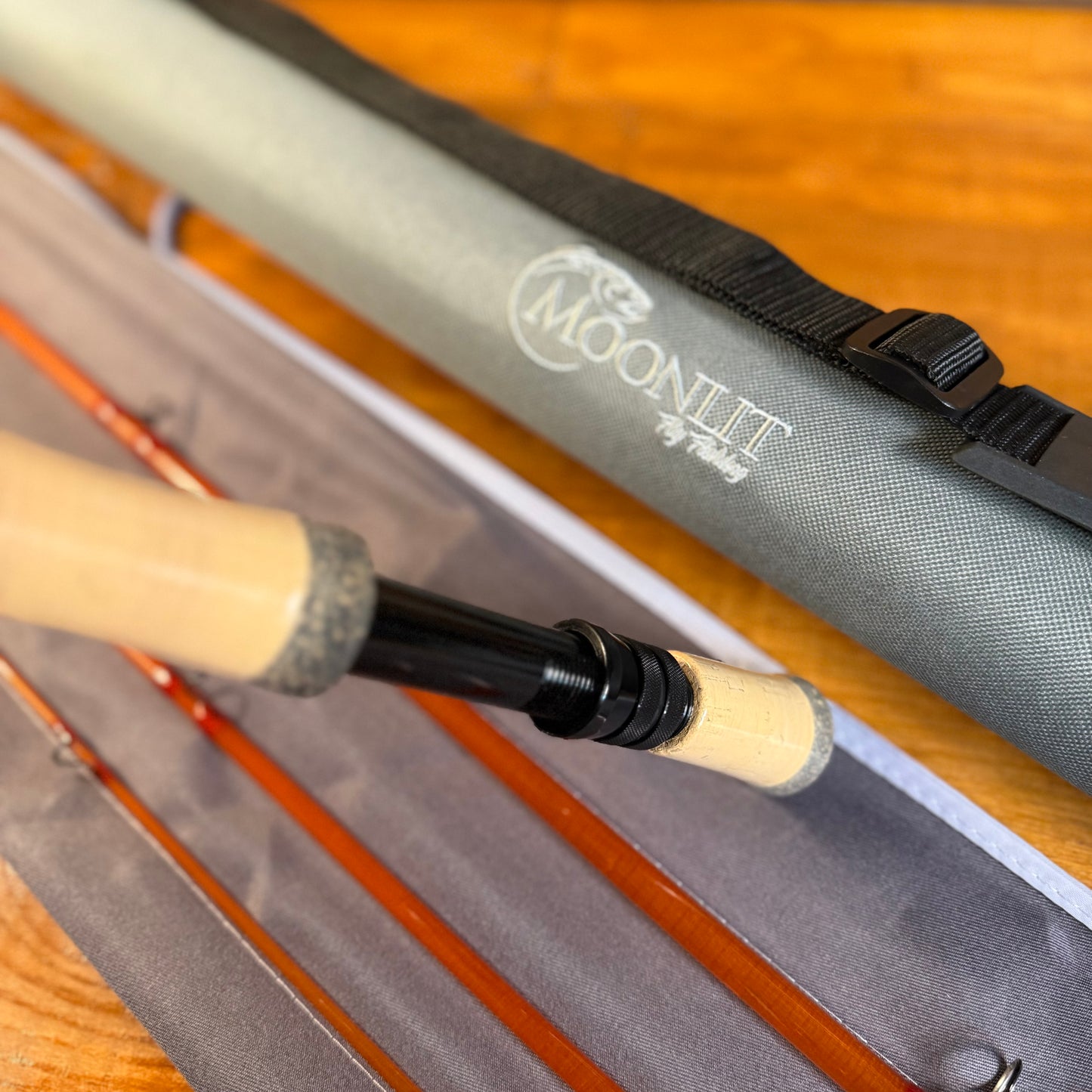 Moonlit Lunar S-GLASS #6 8'2" Fiberglass Fly Rod w/Case & Fighting Butt
